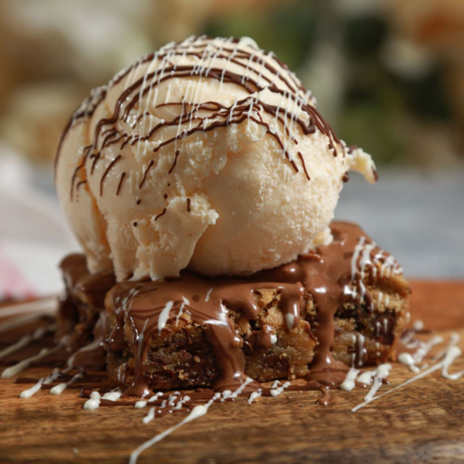 Blondie Brownie Sundae